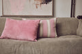 Coussin à rayure rose 2