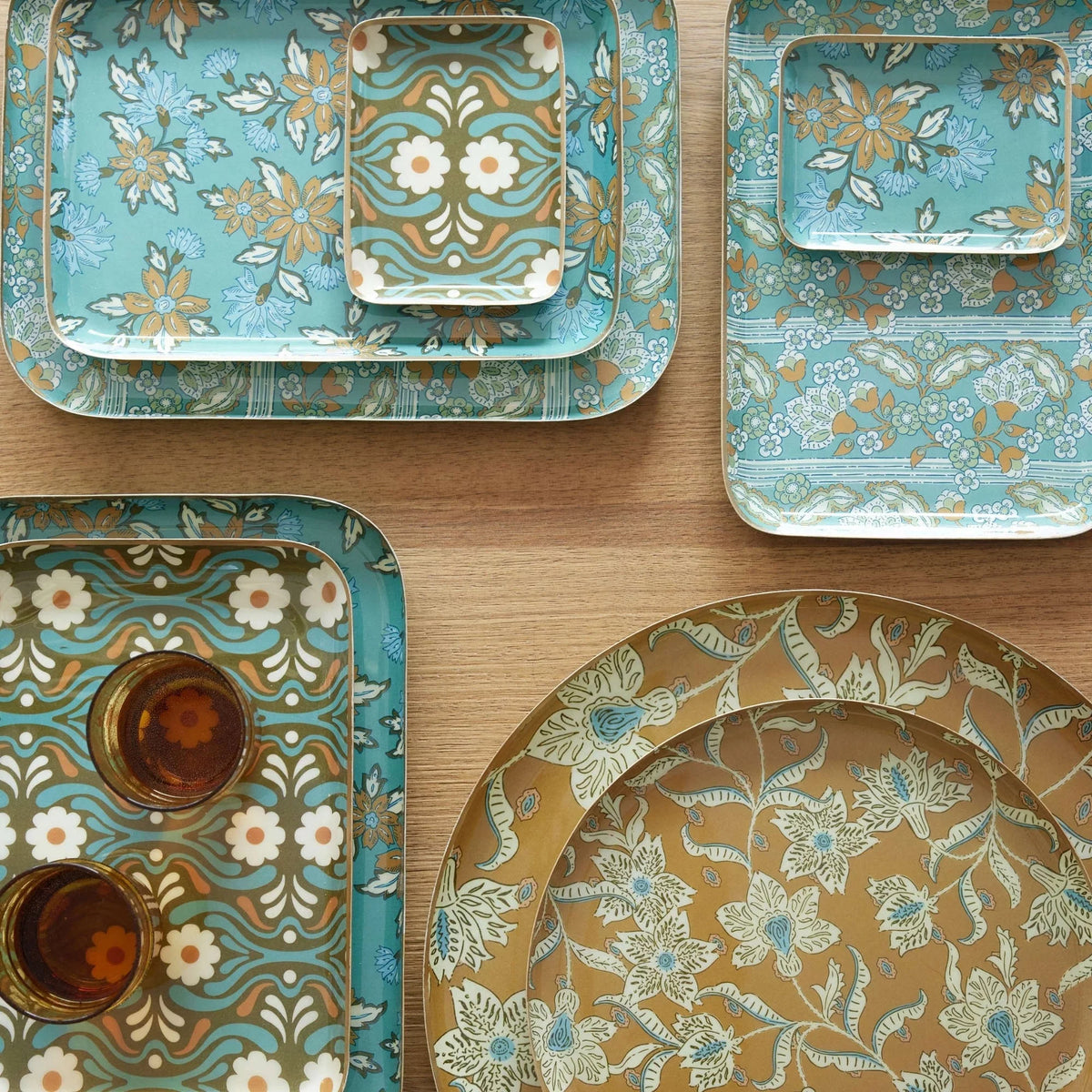 Plateau fleurs azur S