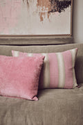 Coussin velours rose 4
