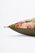 Coussin à fleurs velours avocat 2